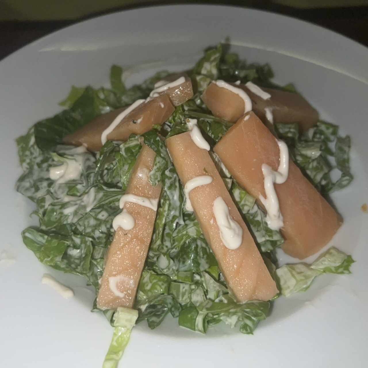 Ensalada caeser de salmón