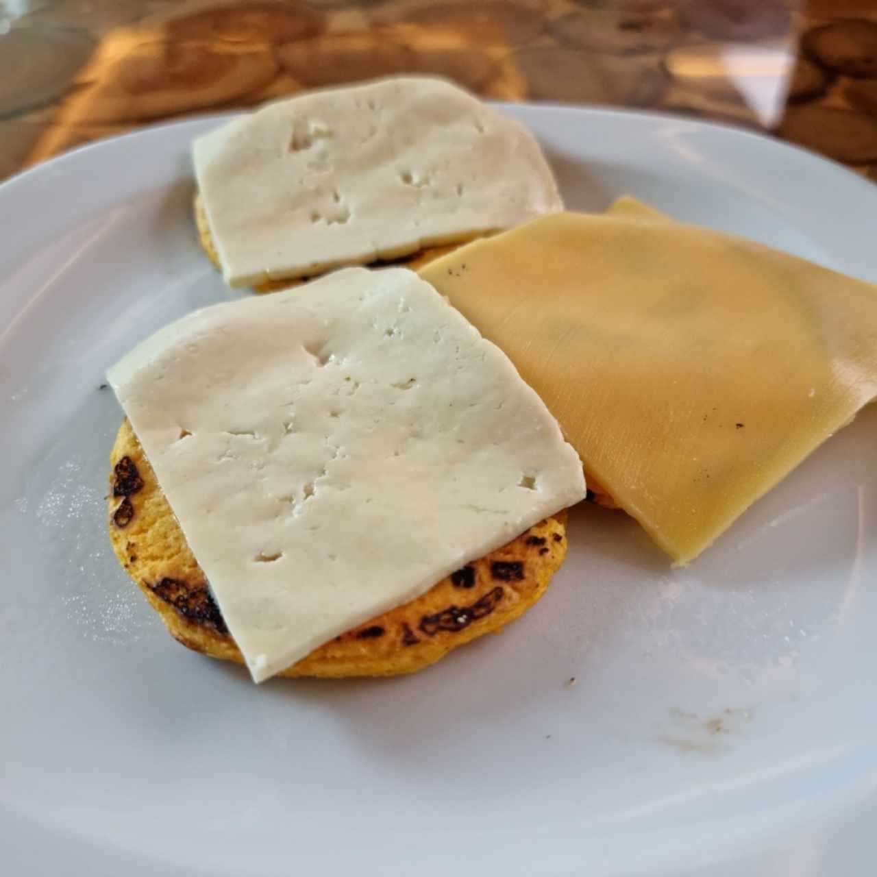 Desayunos clásicos - Tortilla de maíz con queso 