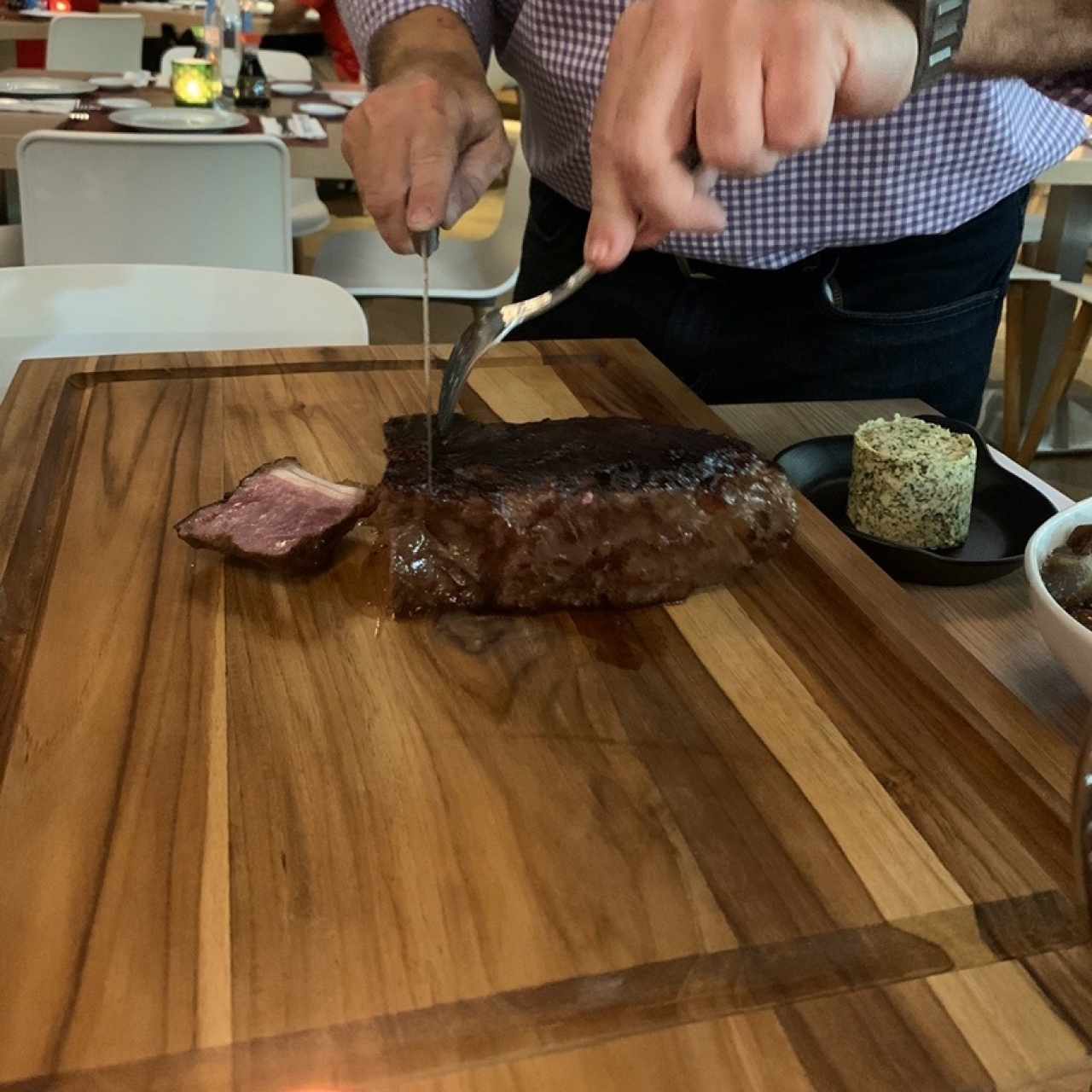 steak con cafe de paris 