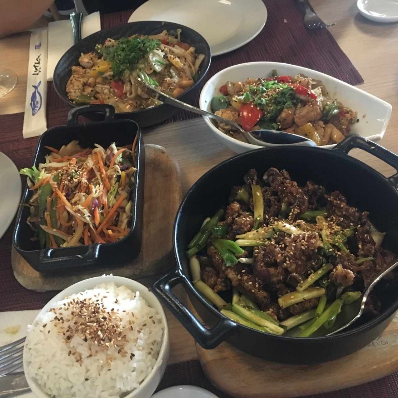 Mongolian beef, Ginger Chicken y Pad Thai de Pollo