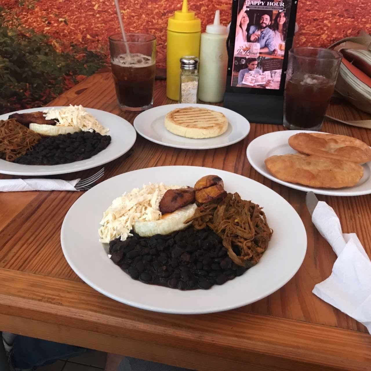 rico desayuno chiricno y cerca de mi casa