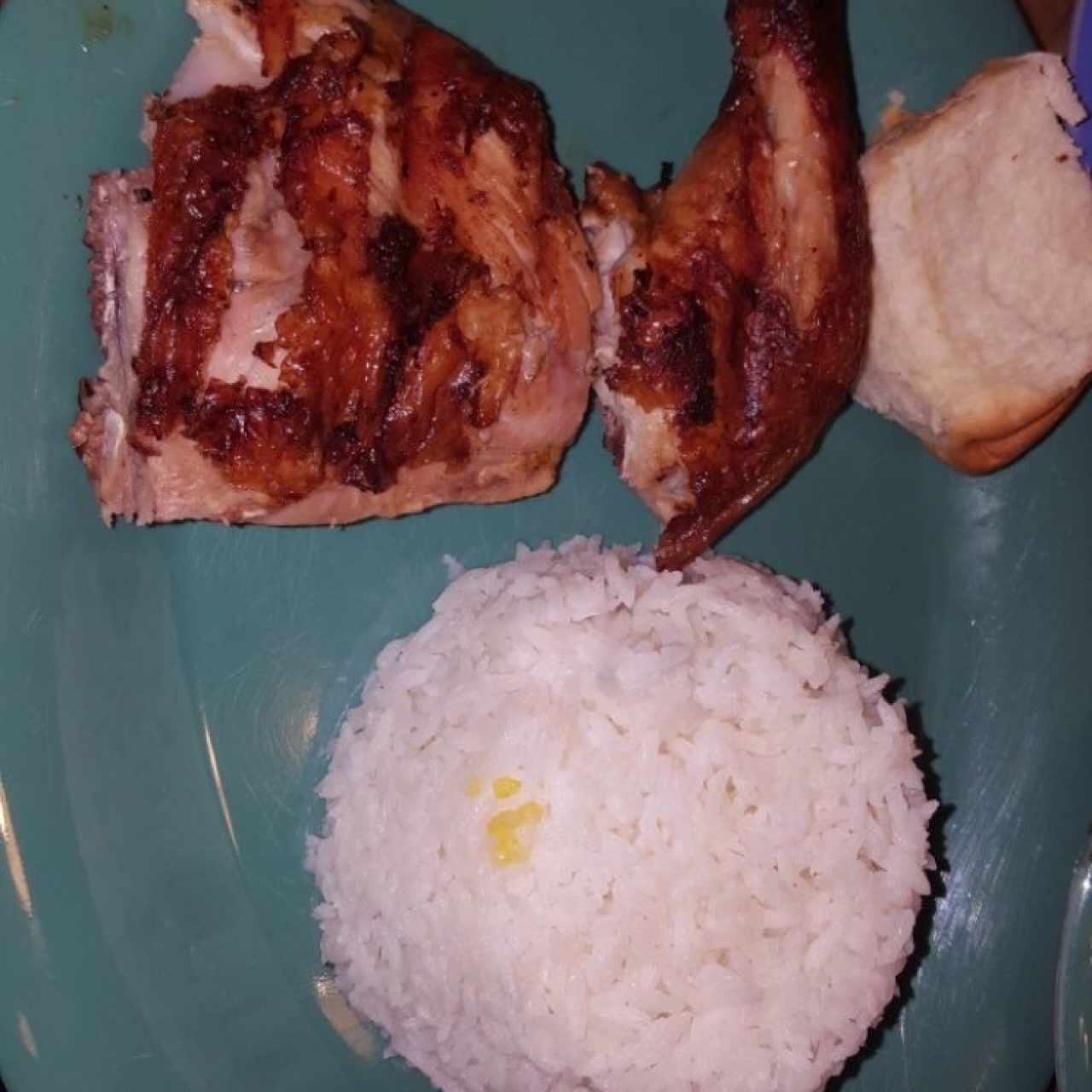 Pollo asado y arroz blanco