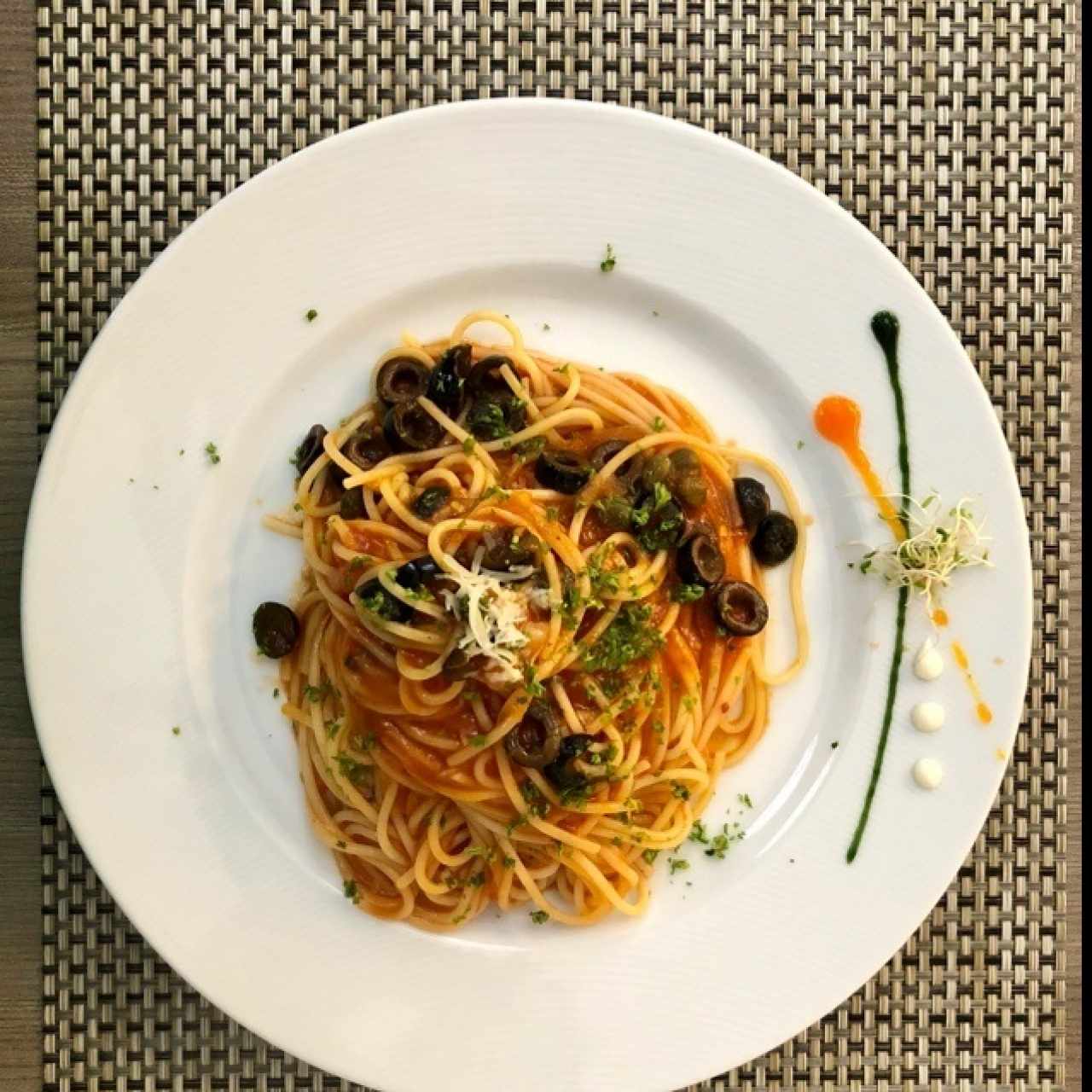 Spaguetti alla Puttanesca