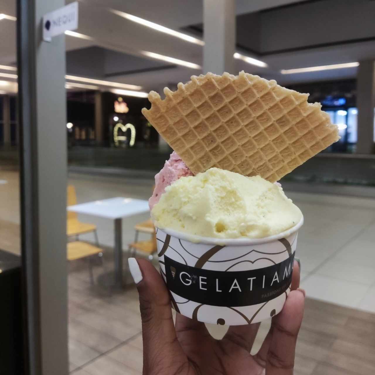 helado de maracuyá y frutos del bosque 