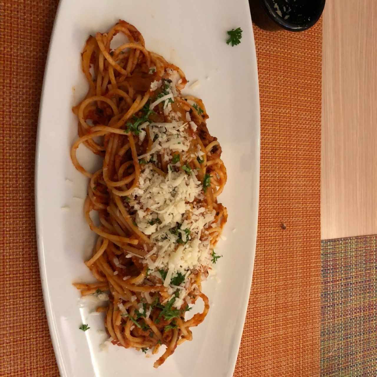 espagetti con salsa siciliana 