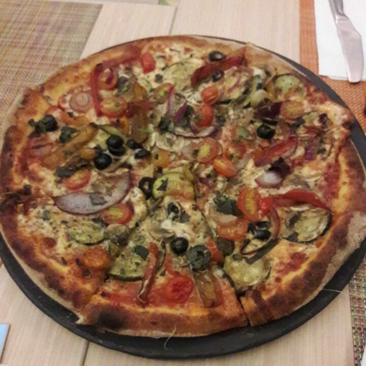 Pizzas Tradicionales - Vegetariana 12$-24$