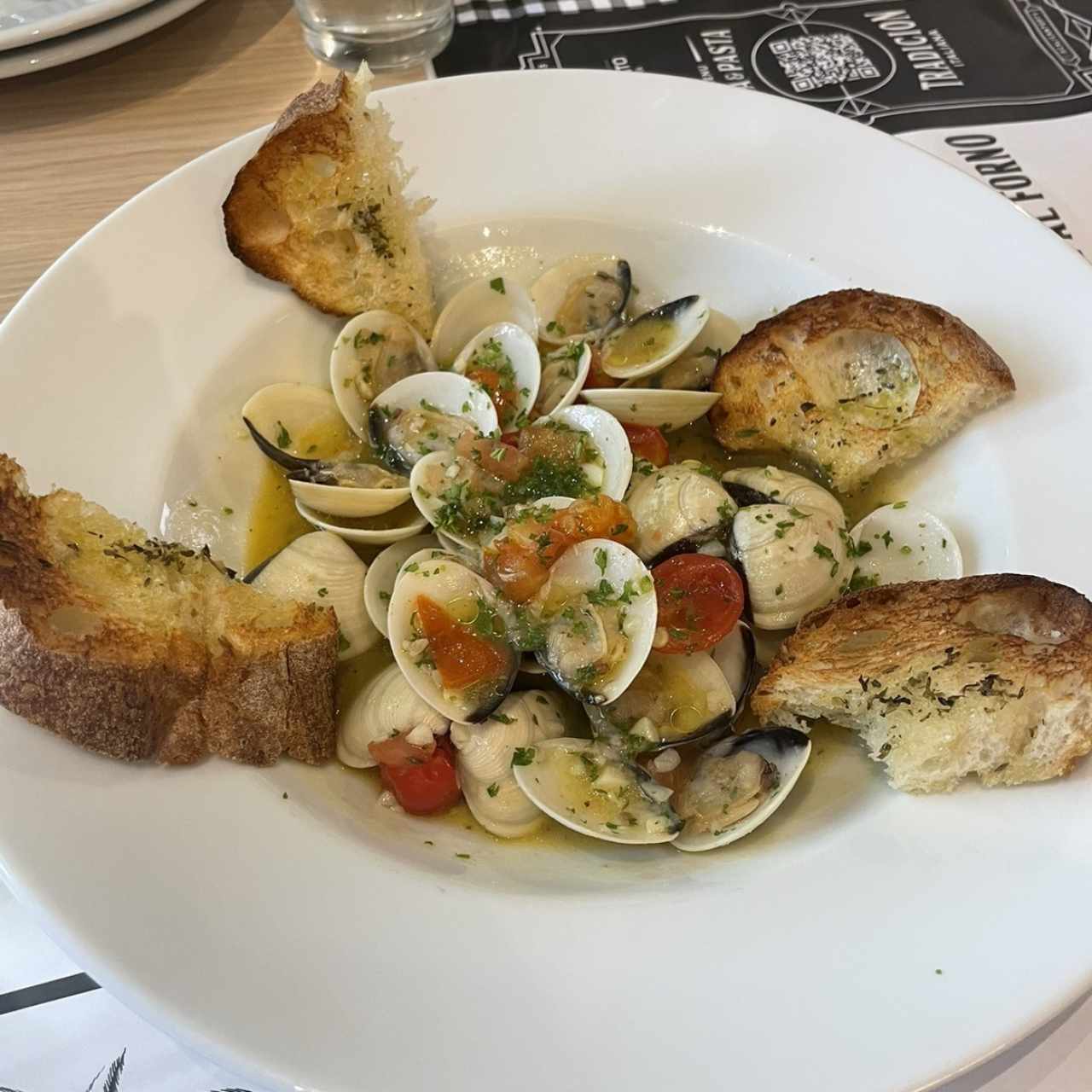 Almejas al vino
