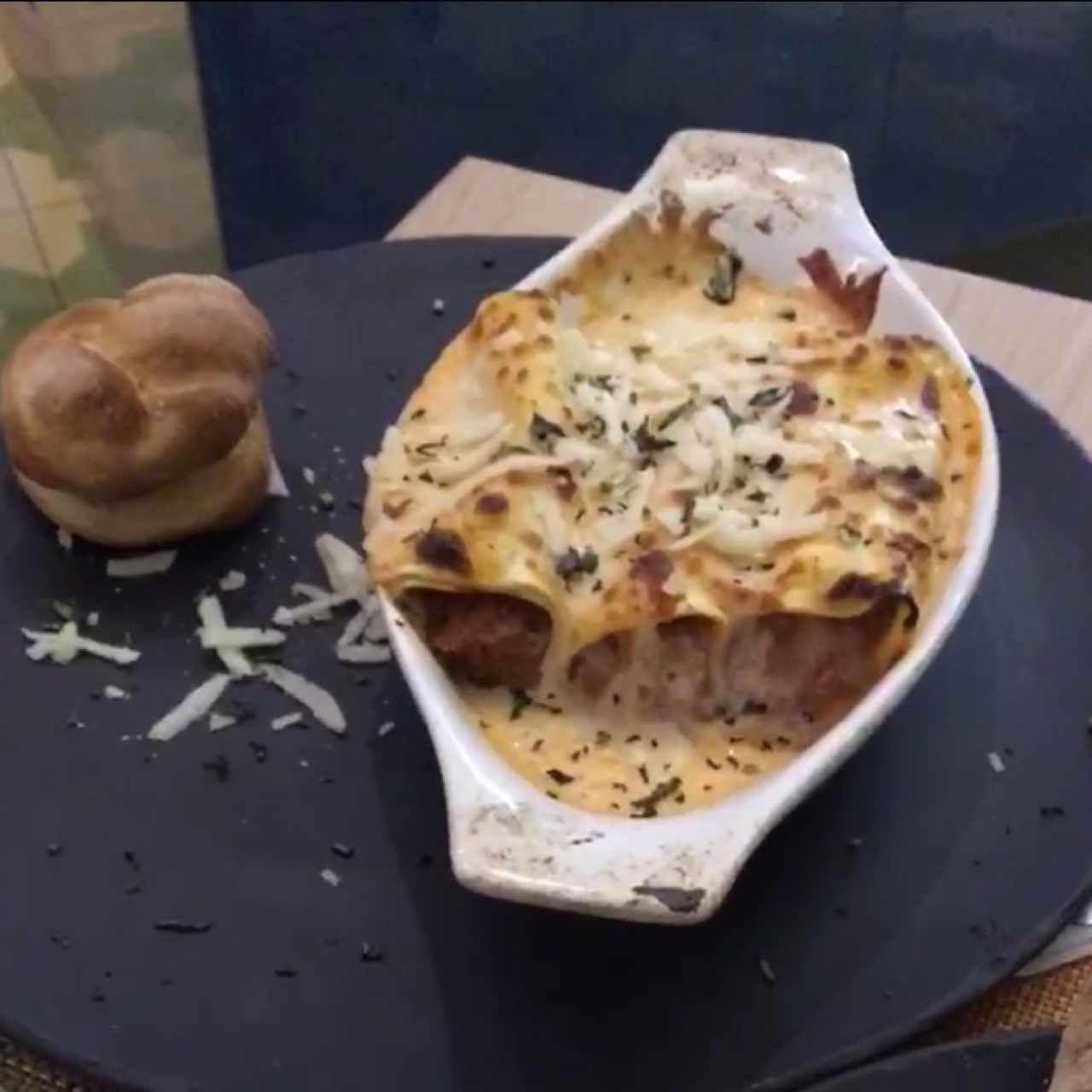 Pastas - Cannelloni boloñesa