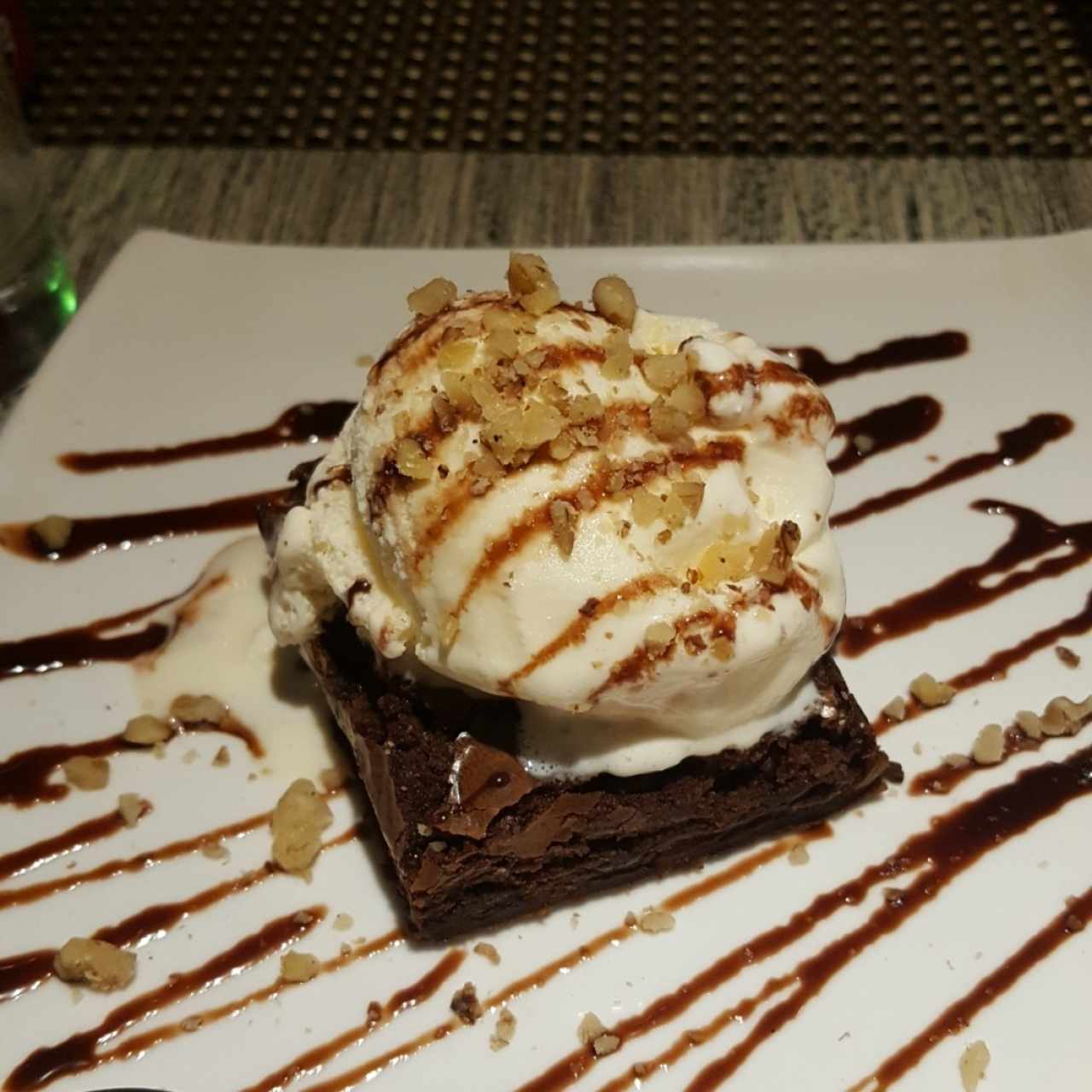 Postres - Brownie con Helado