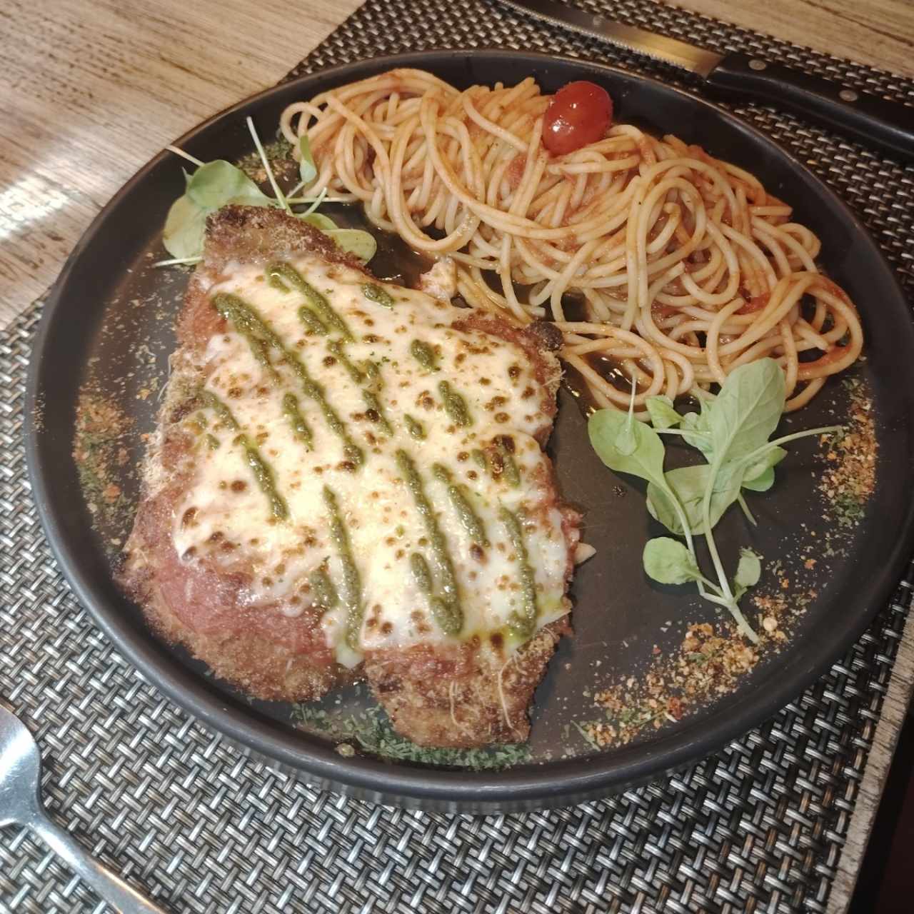 Milanesa de Pollo a la Parmesana