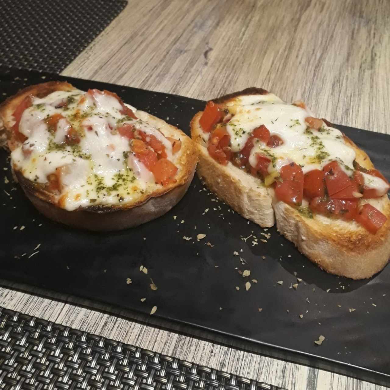 Bruschettas de pomodoro