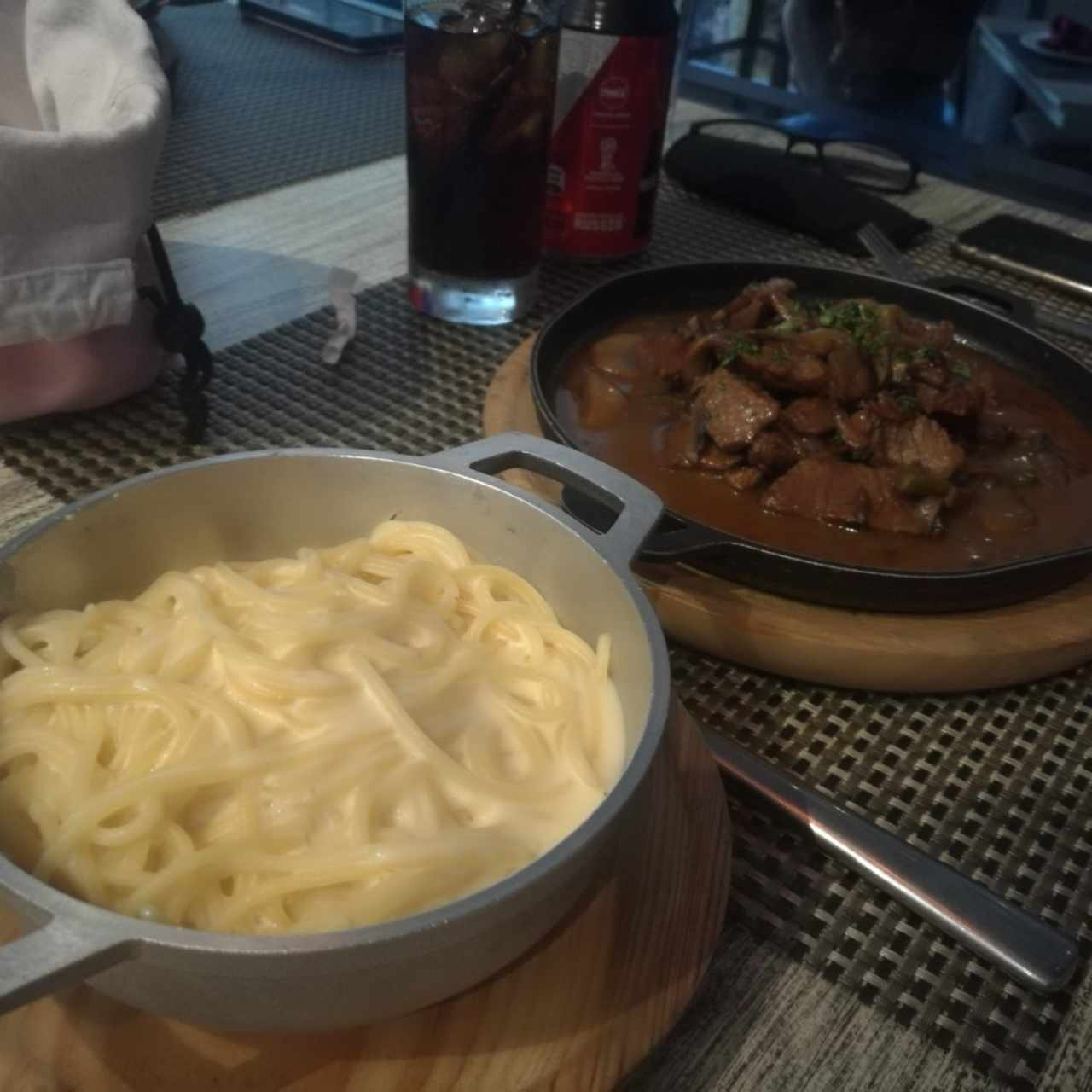 Strogonoff de Res con pasta a la crema