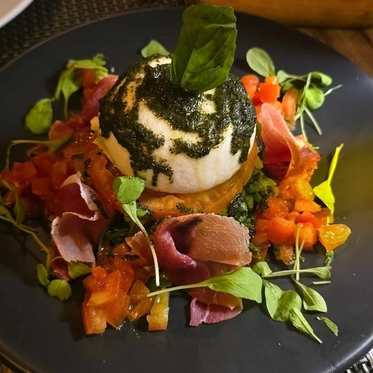 ENTRADAS - Burrata Especial