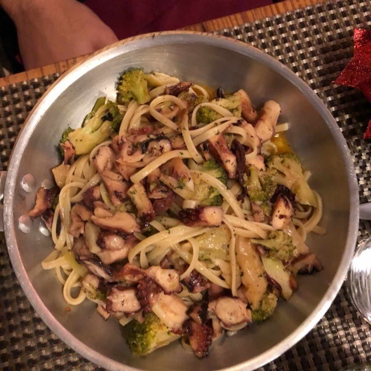 Linguini con Pulpo y Brócoli