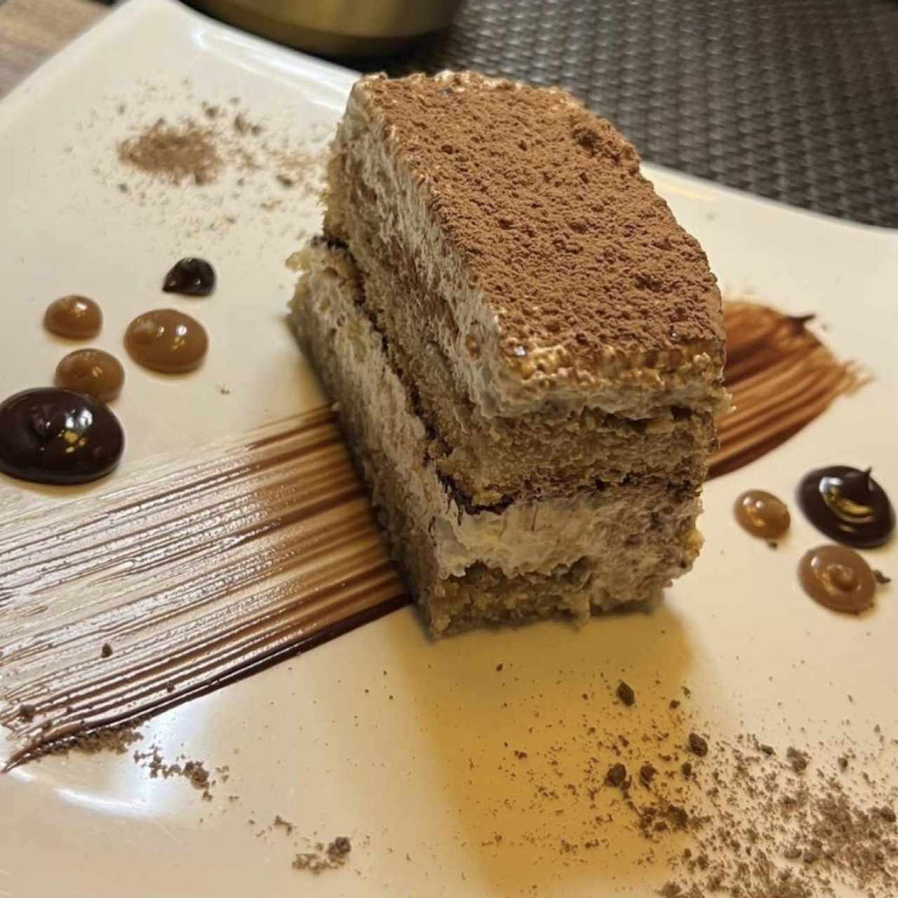 POSTRES ARTESANALES - Tiramisú Tradicional