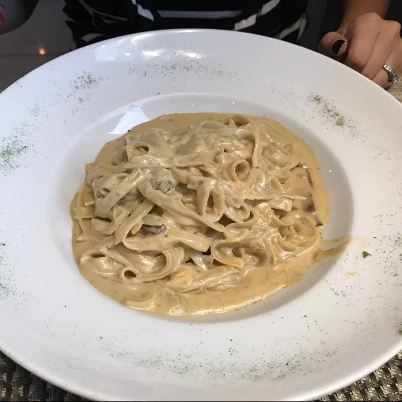 4 casos - insignia del restaurante