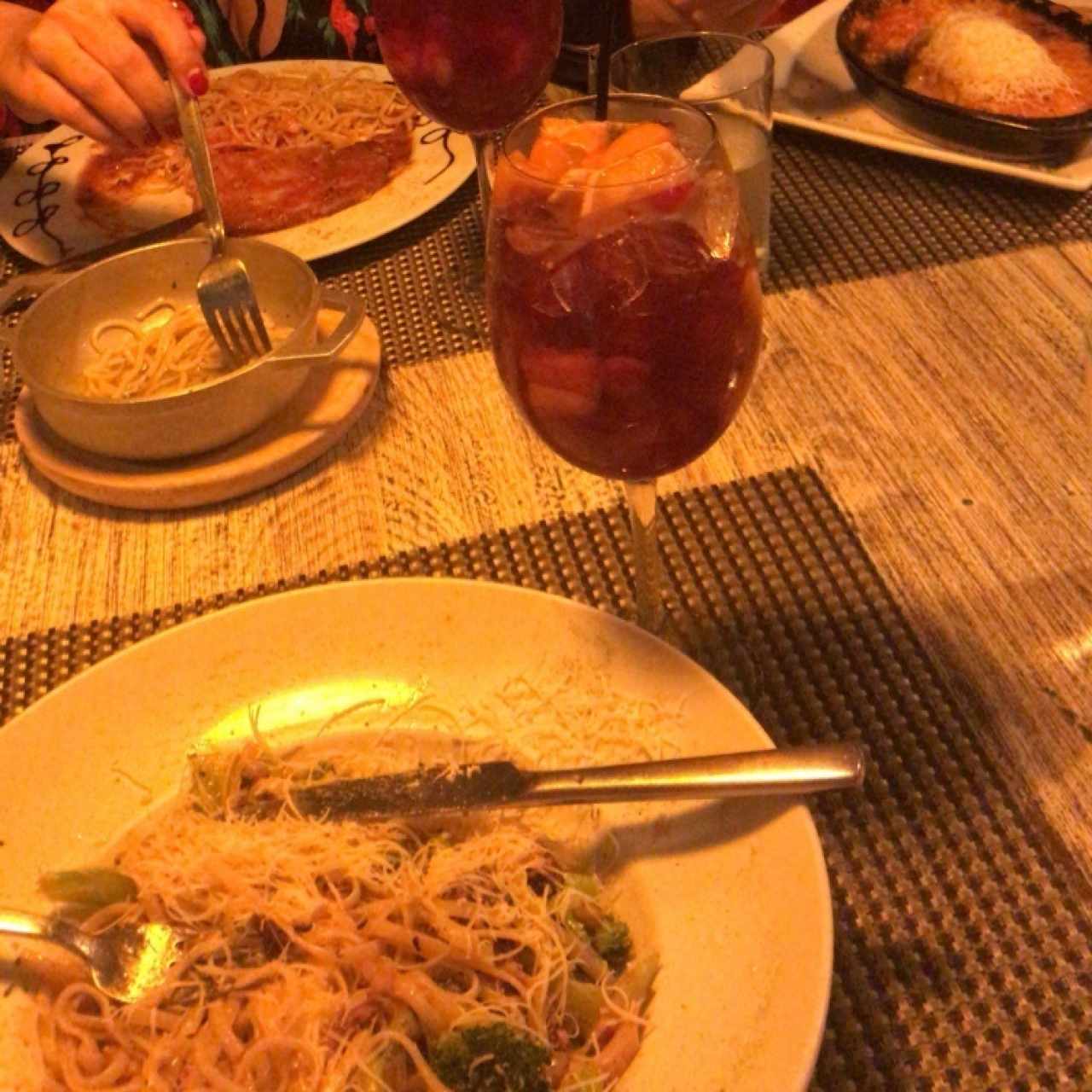 Linguini con Pulpo y Brócoli