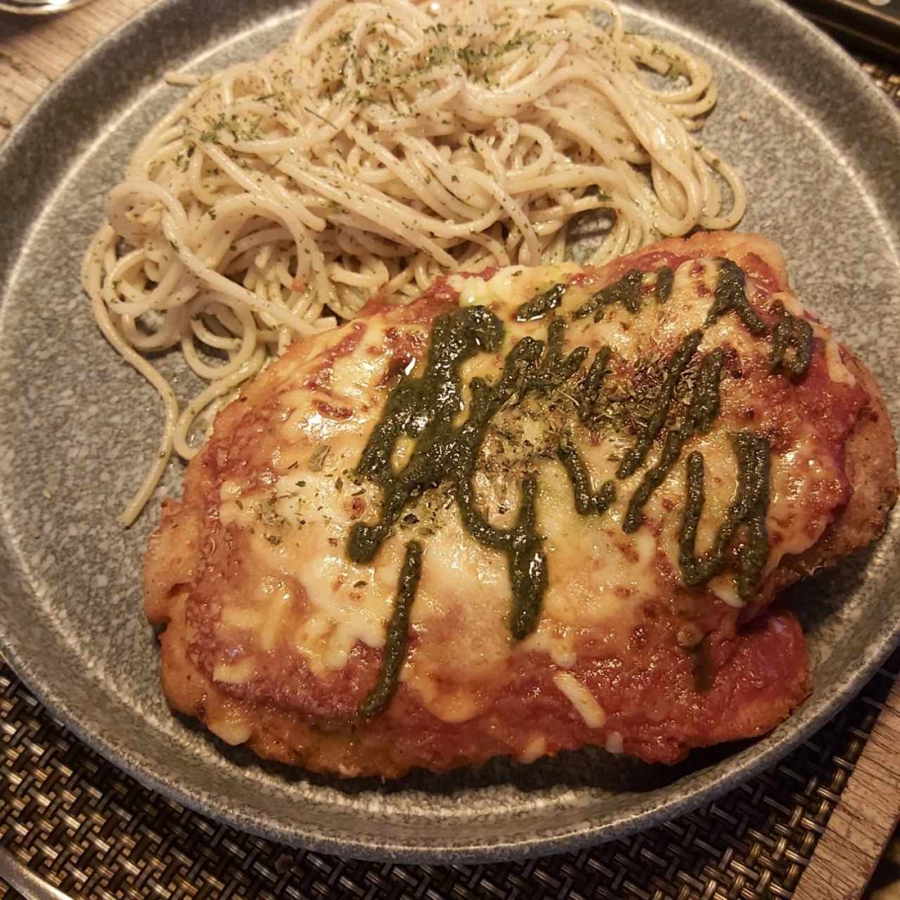 Milanesa de Pollo a la Parmesana