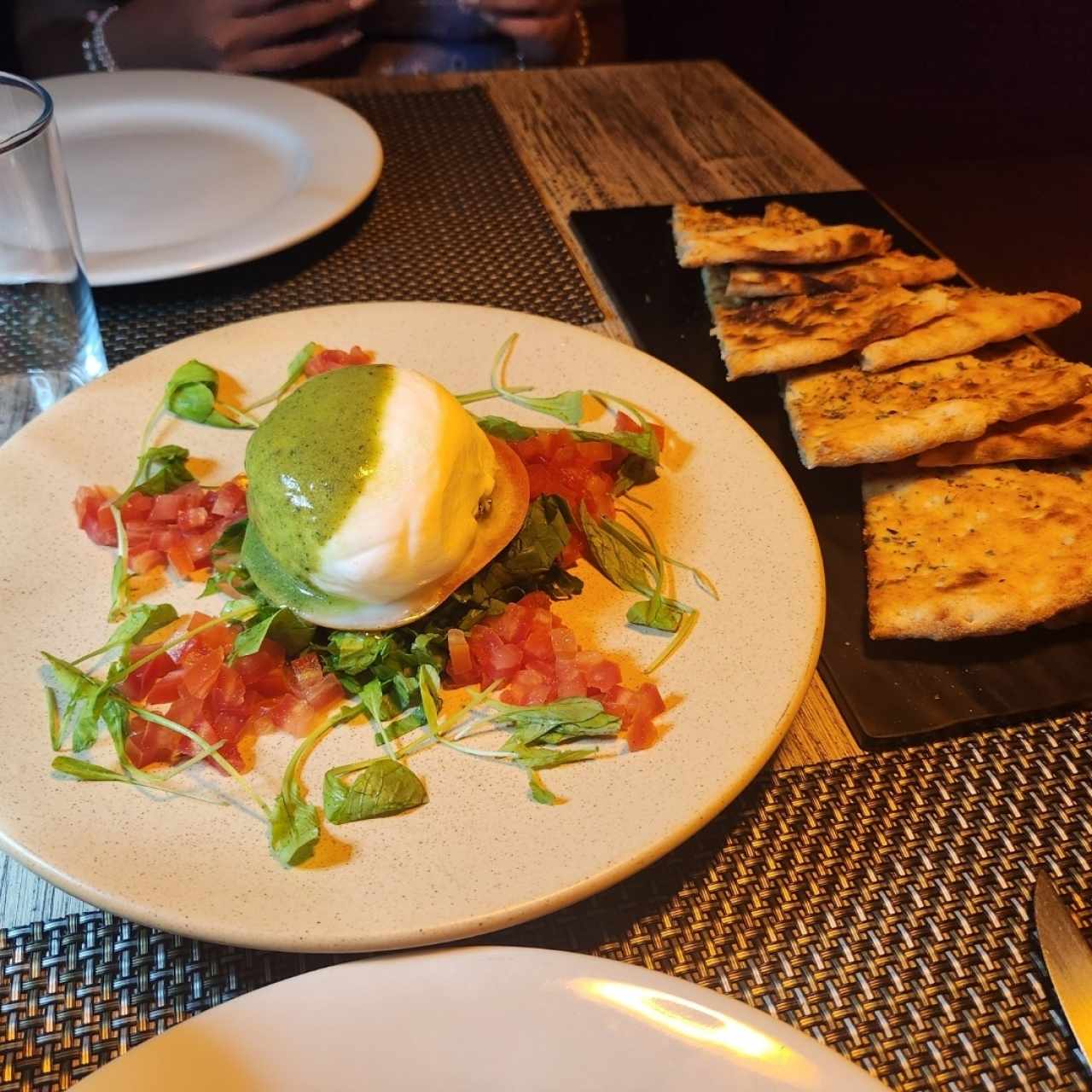 FOCACCIAS & BRUSCHETTAS - Focaccia In Burrata