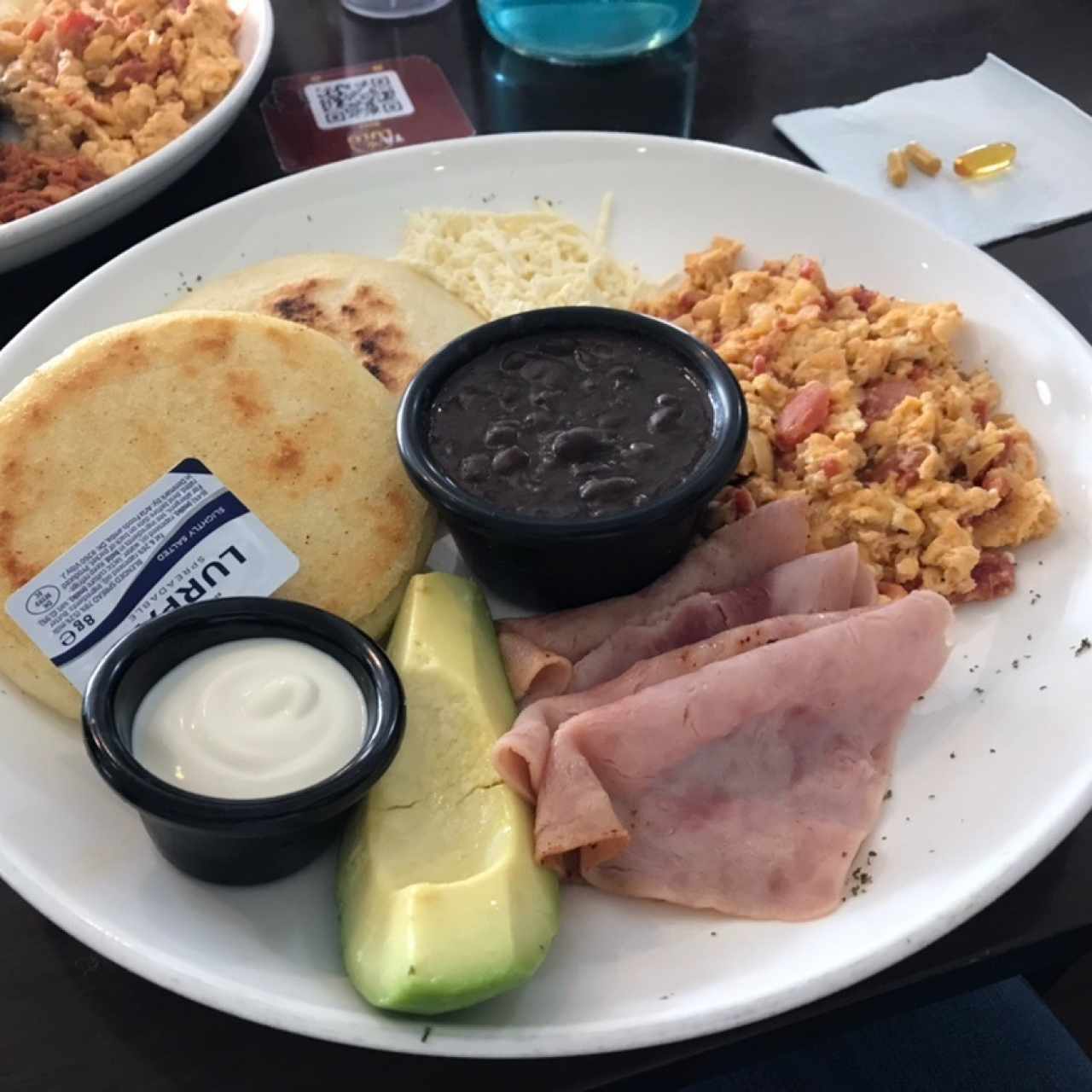 Desayunos Venezolanos - Caraqueño