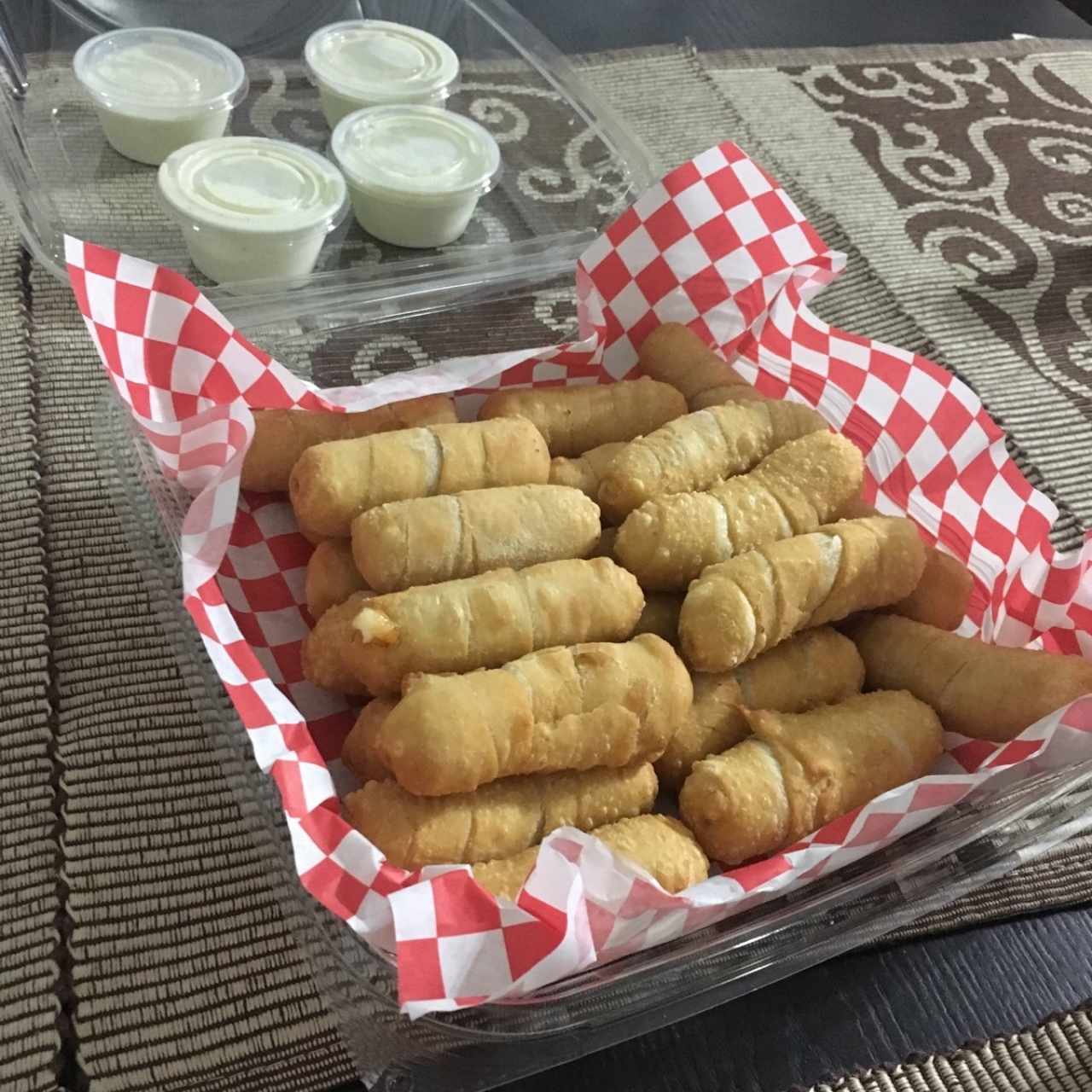 bandeja de tequenos