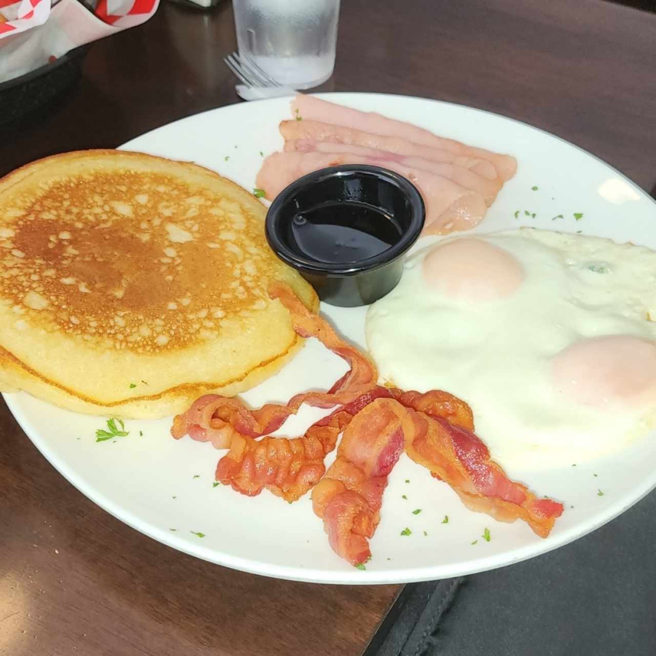 Desayunos Americanos - Panquecas con Tocineta