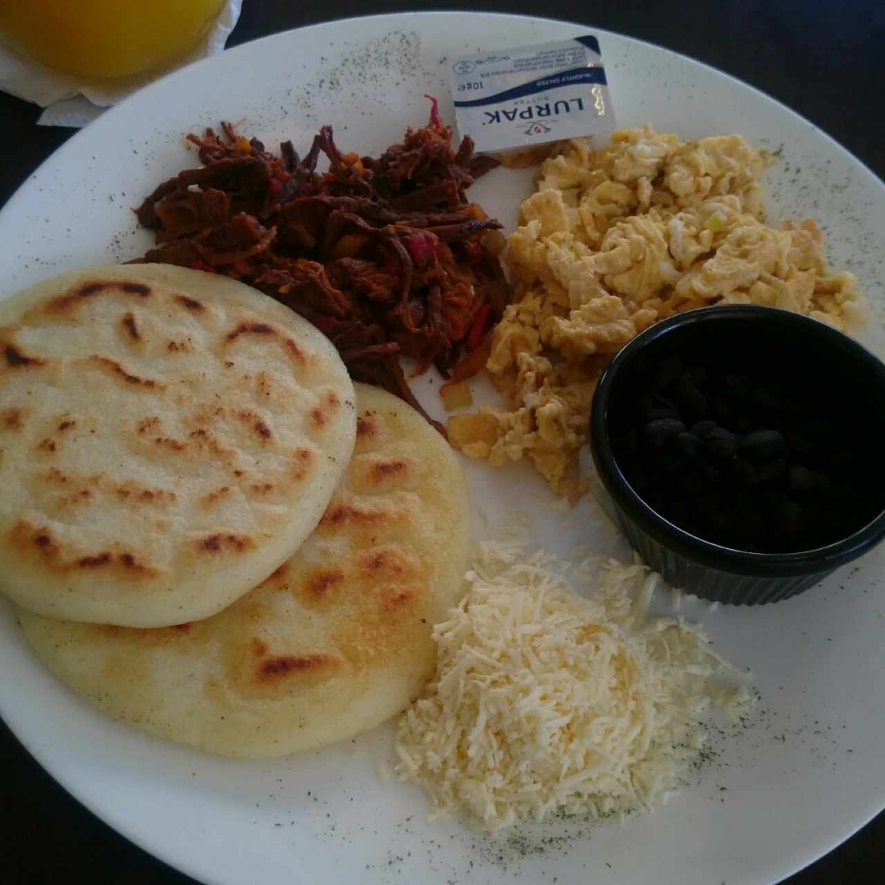 Desayuno Venezolano-Criollo
