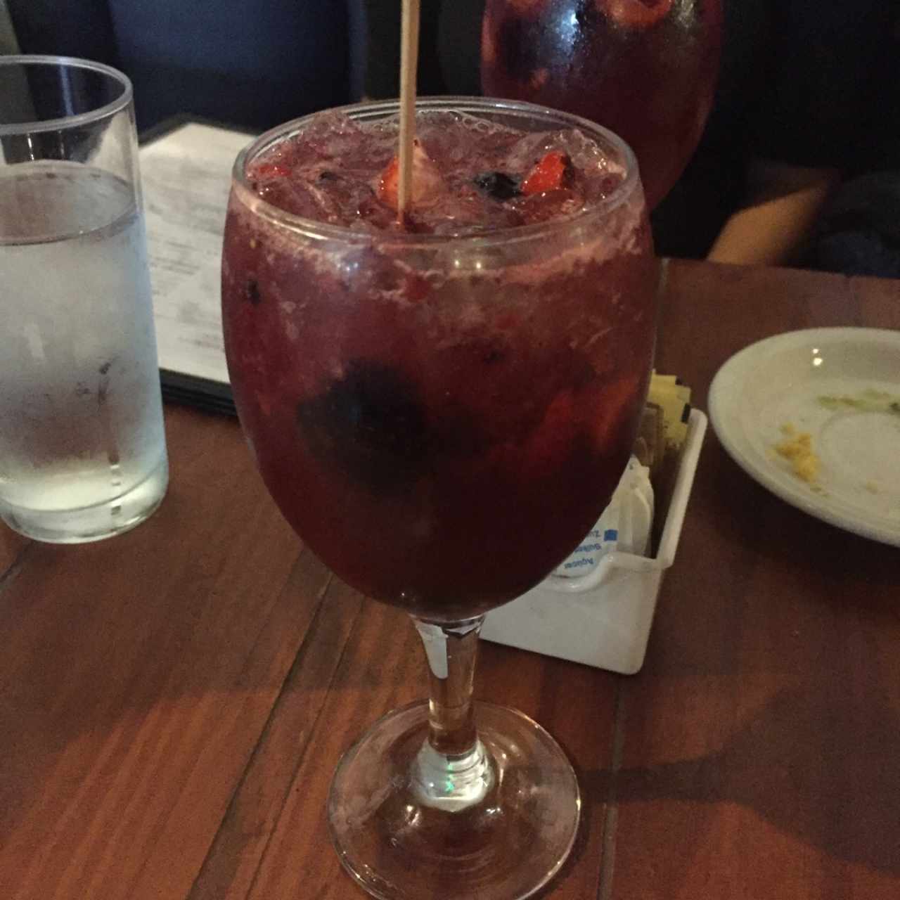 gin con frutos rojos 