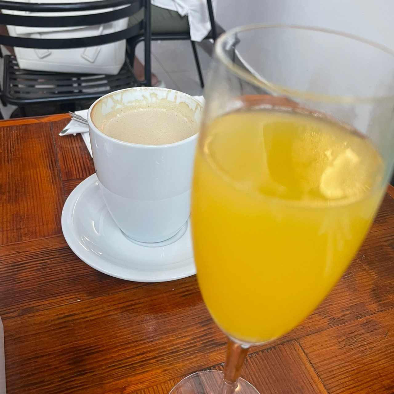 Cafe y mimosa