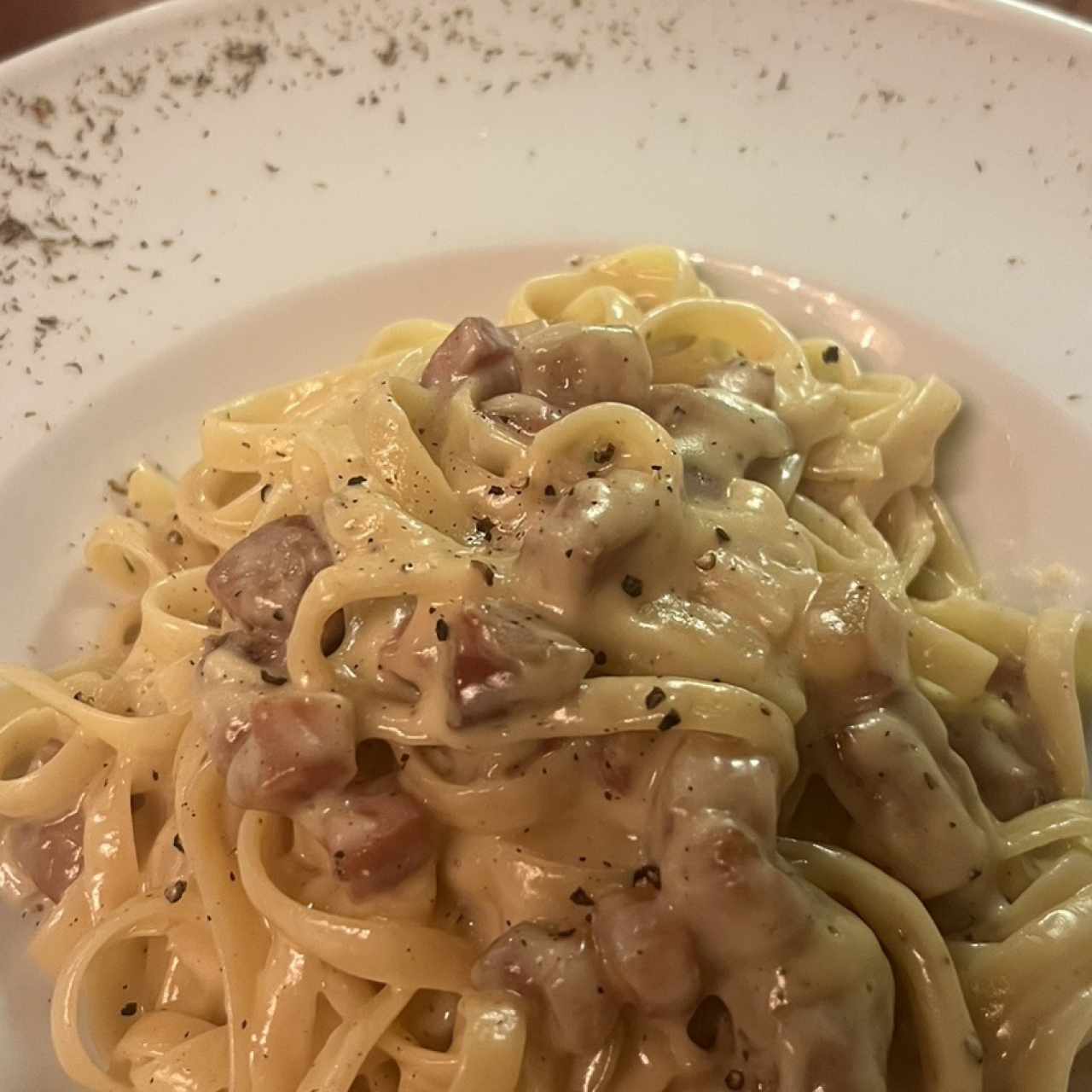 Pastas - Carbonara Clásica