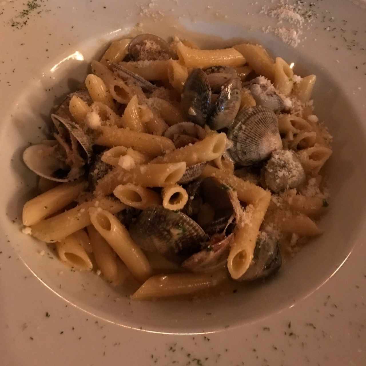 Pasta al Vongole en salsa a la crema