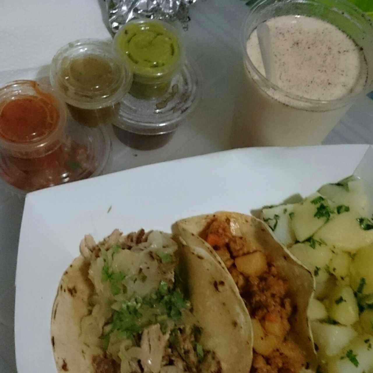 tacos y horchata