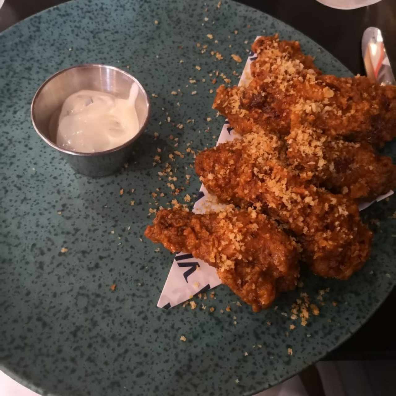blue cheese crumble wings