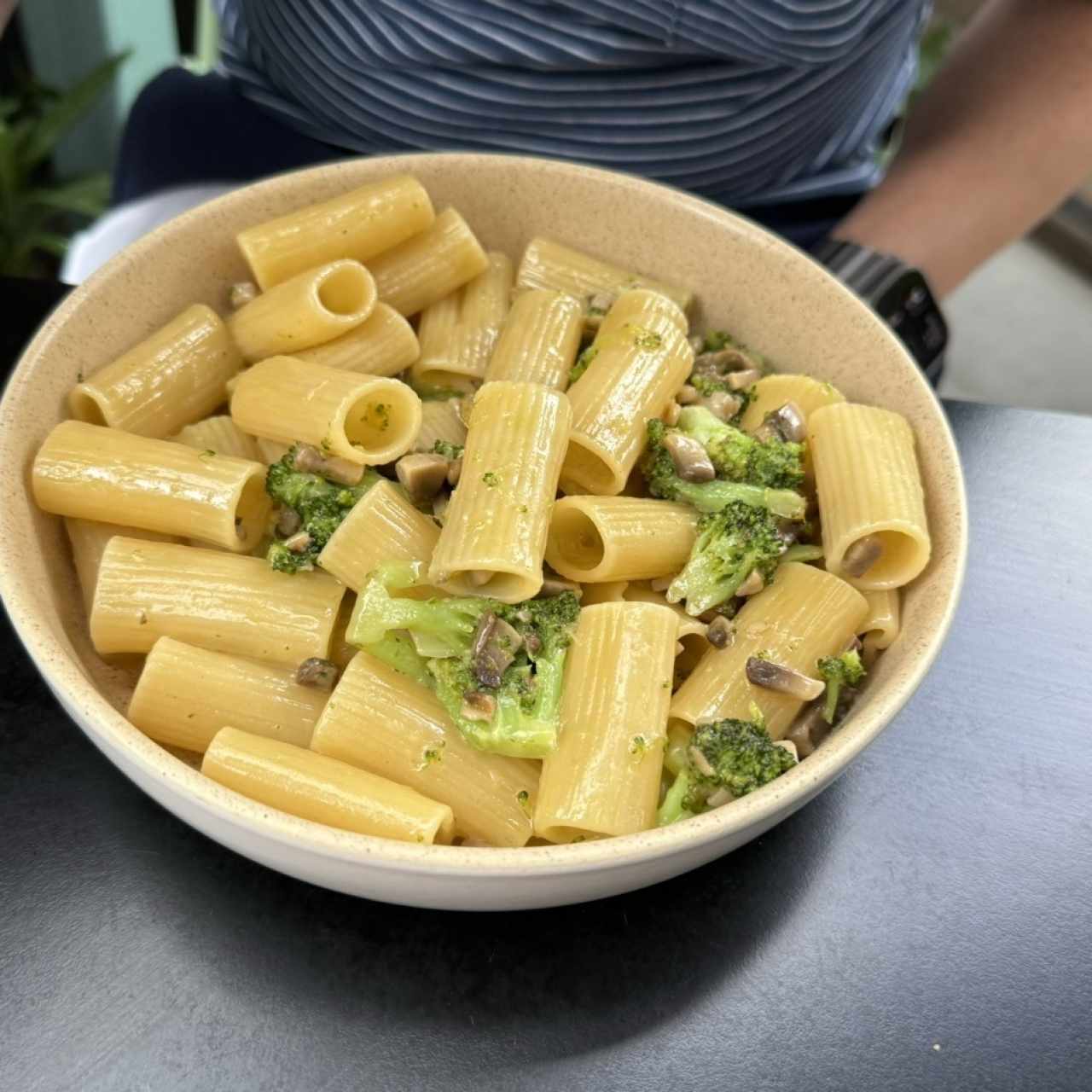 Rigatoni con brócoli