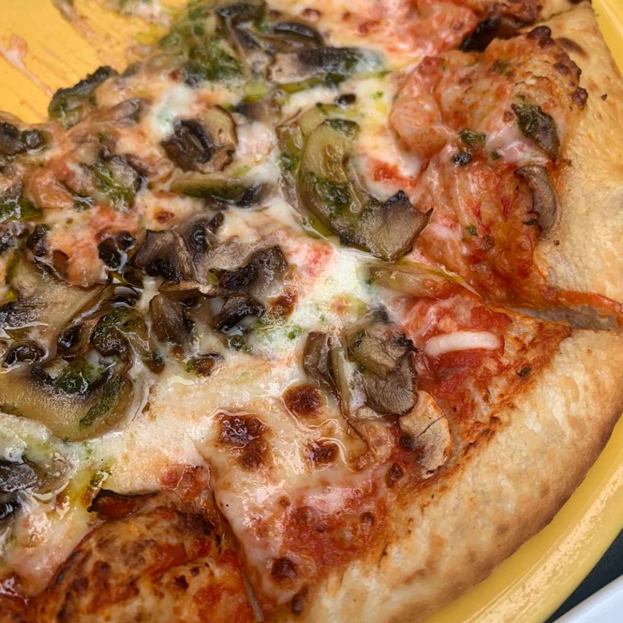 Pizzas - Champiñones al ajillo