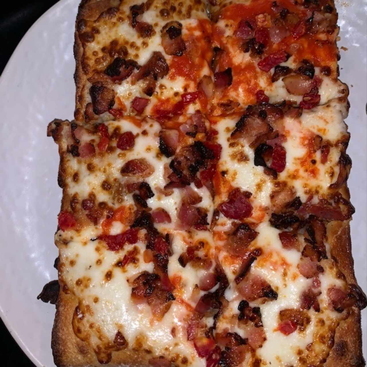 Pizza detroit con bacon 