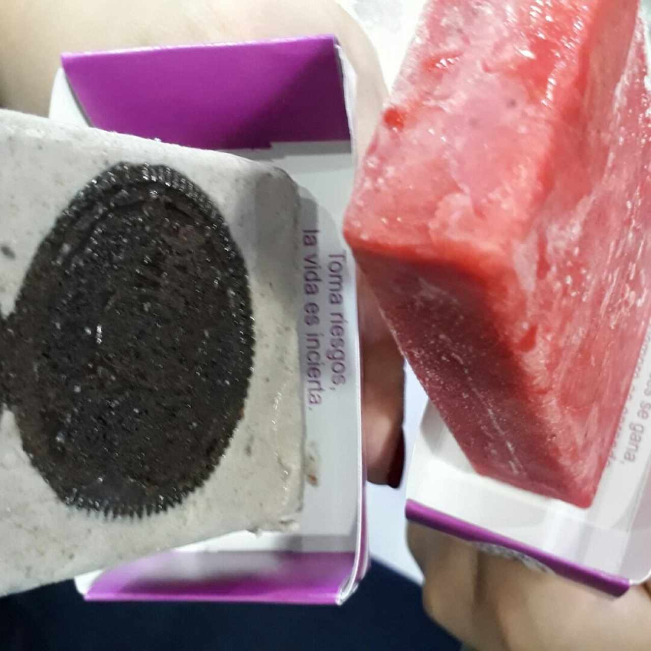 Oreo & Fresa con leche condensada