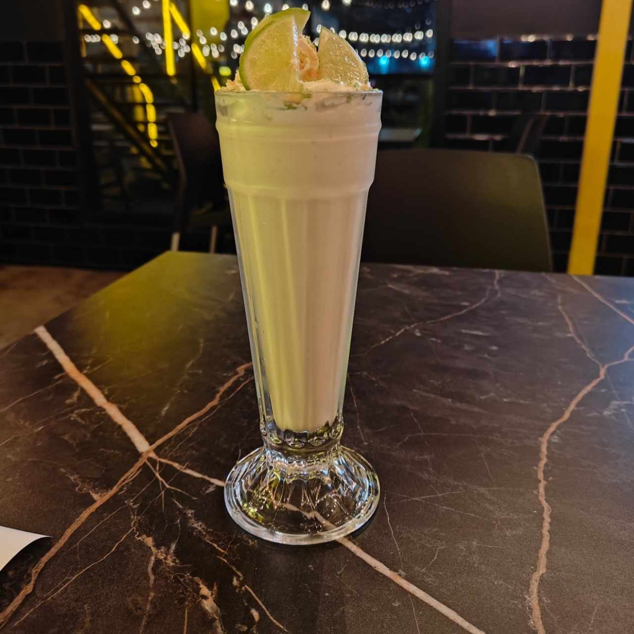 Milkshake de pie de limón 