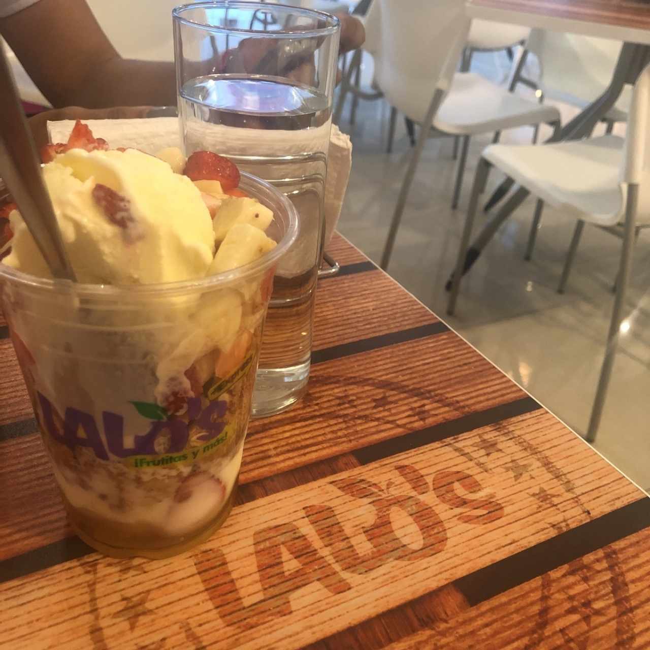 granola helado