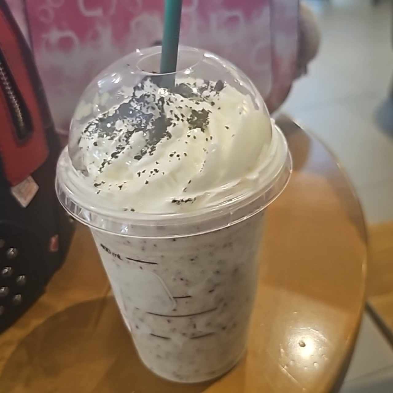 cookies and cream frappucino