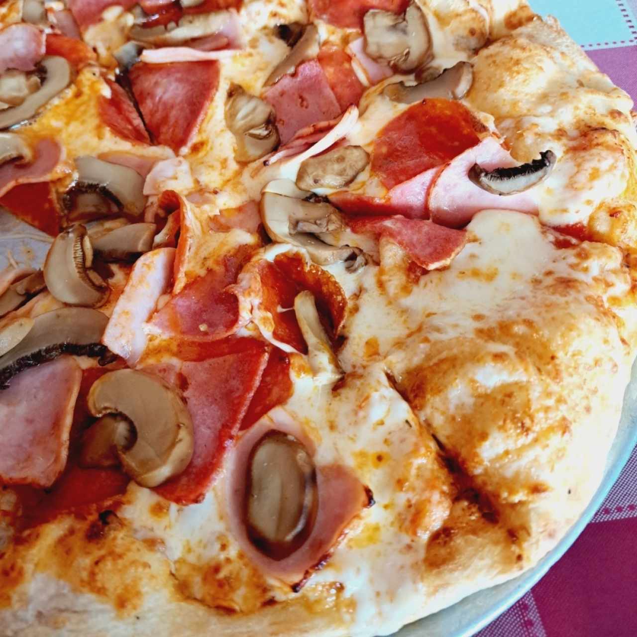 Pizza Especial Giorgio's