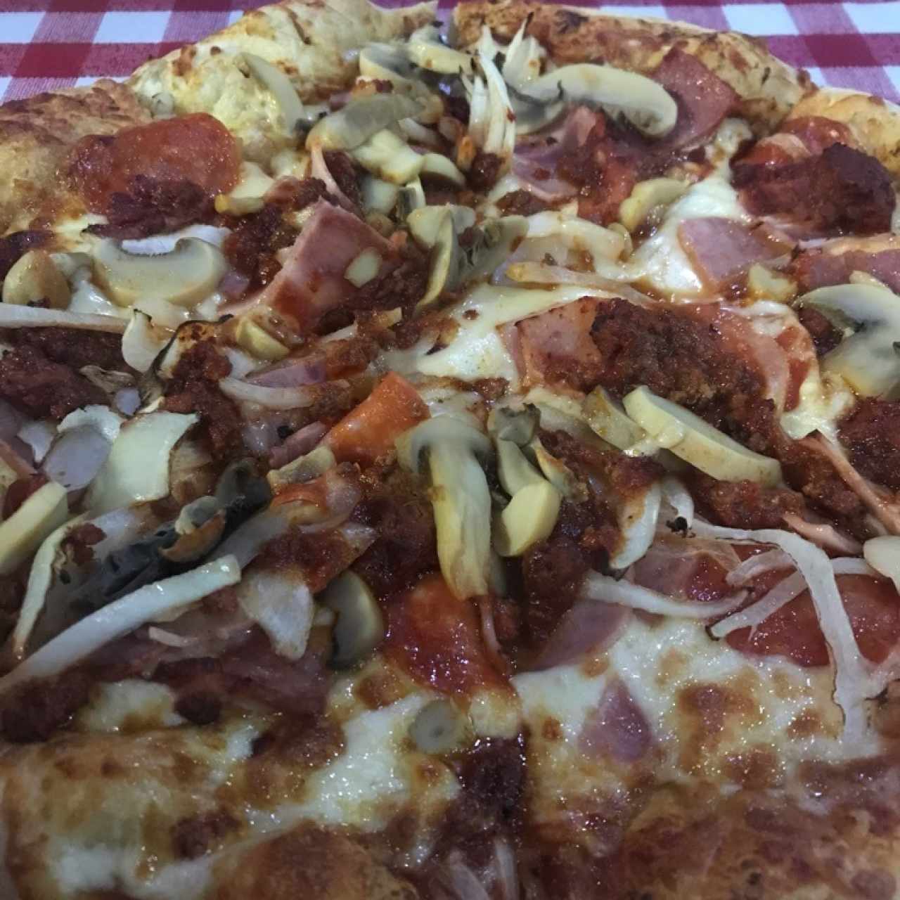Pizza regular de Don Giorgios