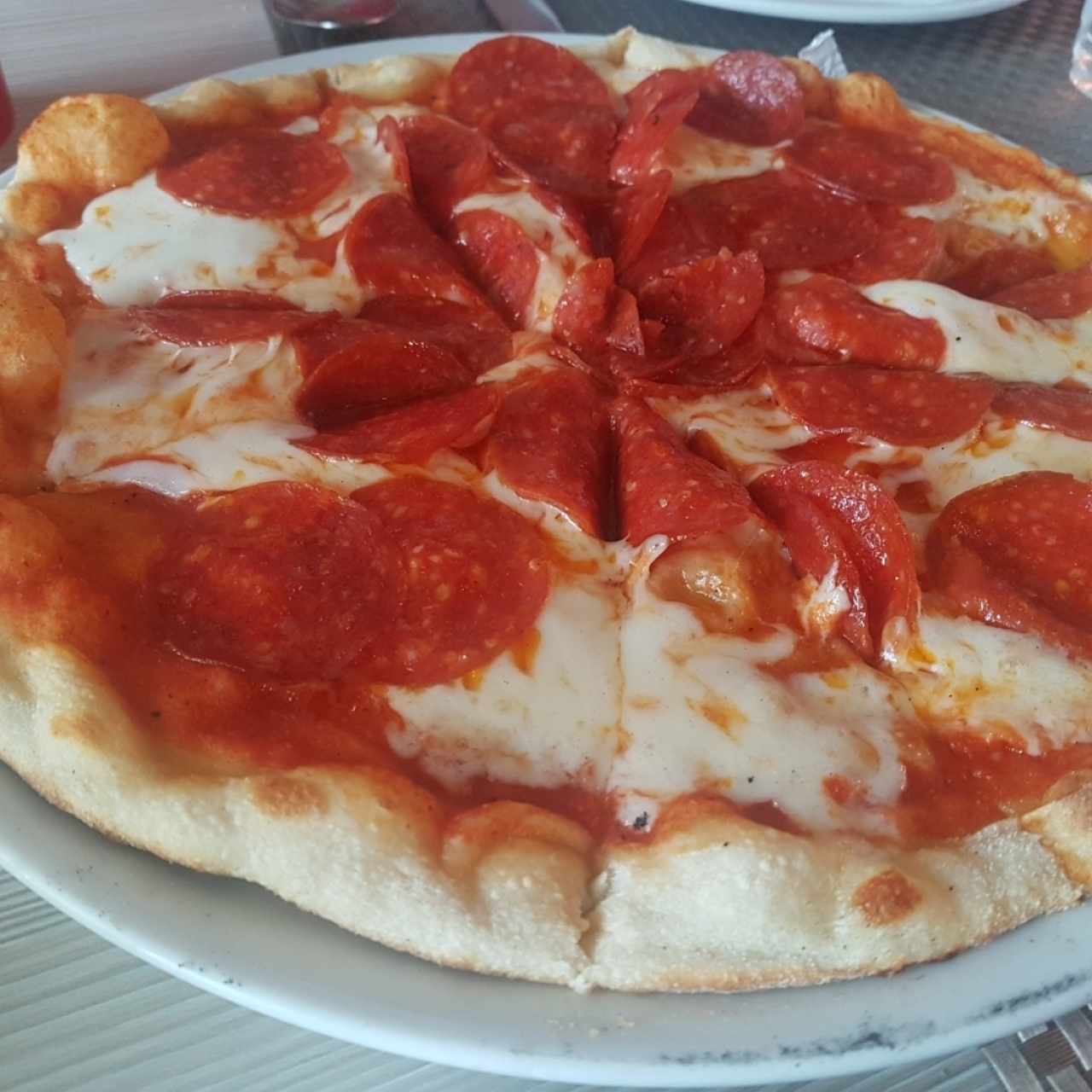 pizza pepperoni