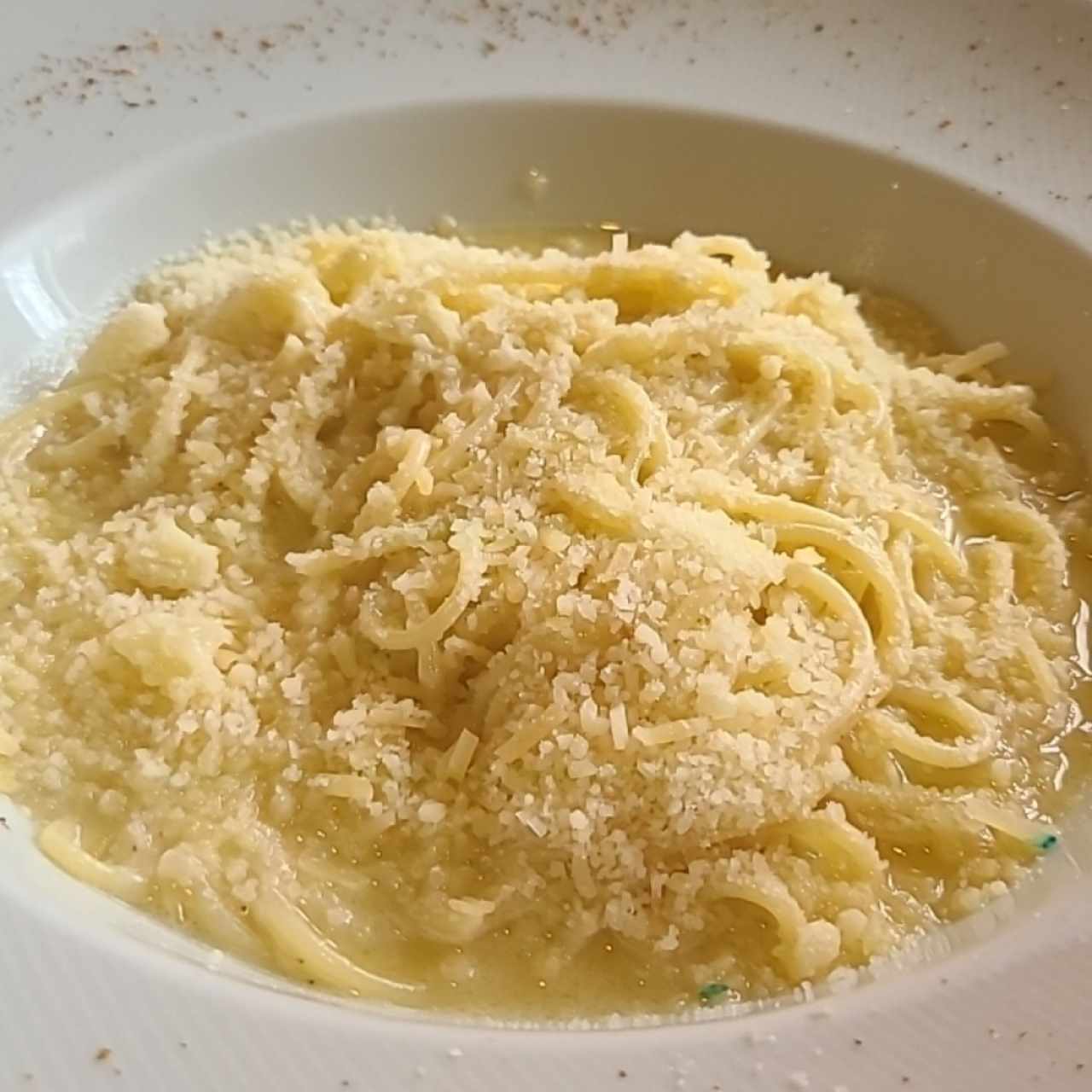 Pastas - Spaguetti (con salsa carbonara sin tocino)