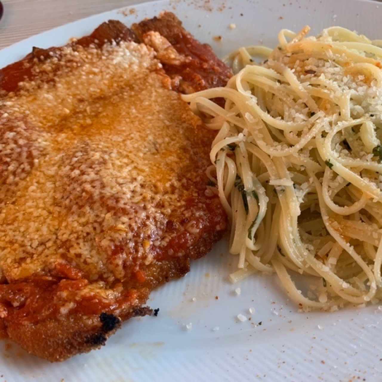 Pollo alla Parmigiana con Pasta al olio