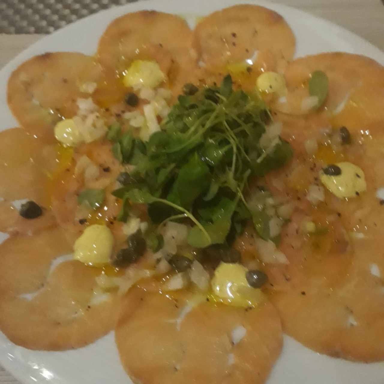 carpaccio di salmone