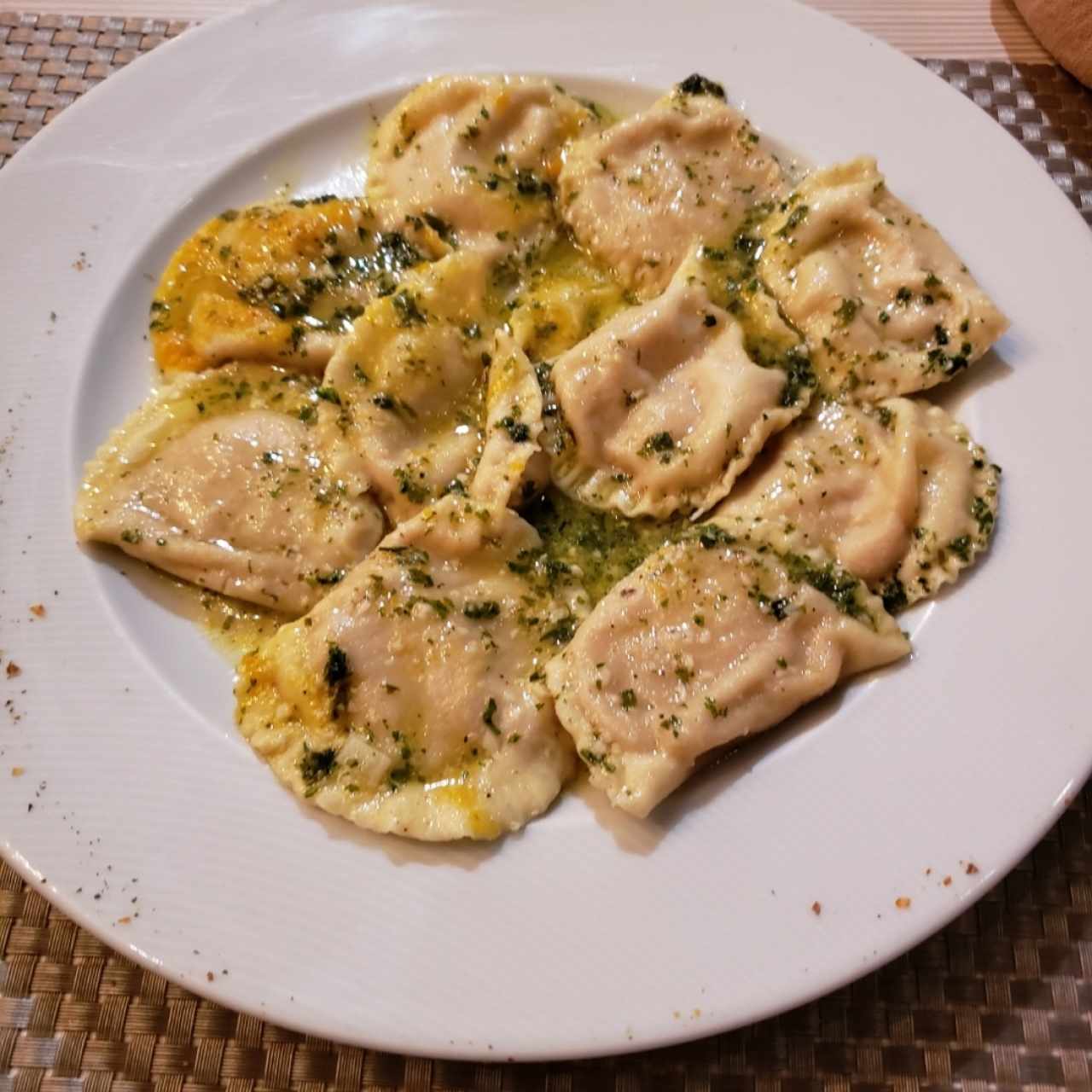 Raviolli de zapallo al oleo