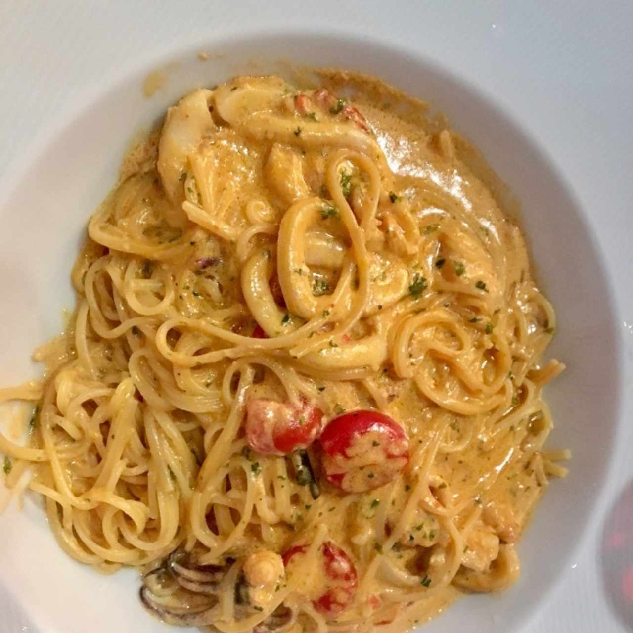 linguini frutti di mare en salsa rosada