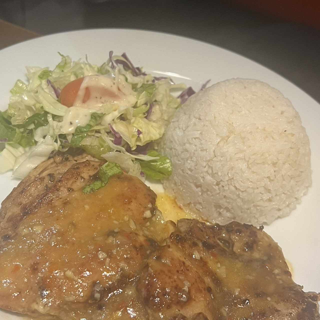 Pollo Deshuesado al Ajillo