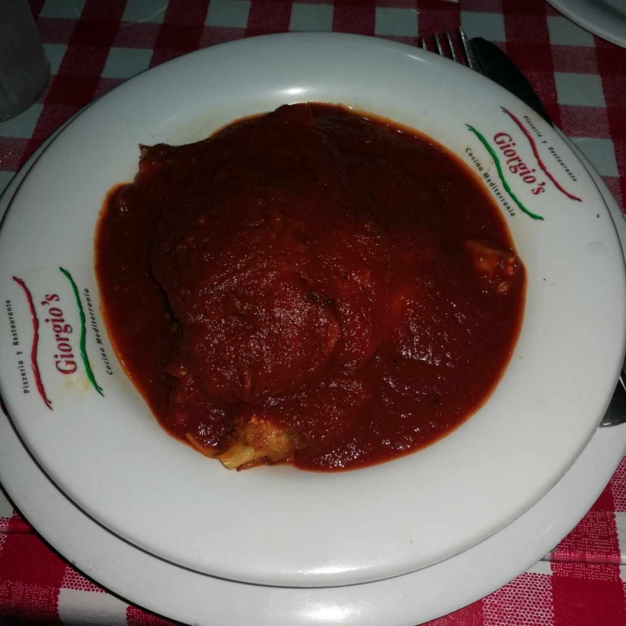 Lasagna en Salsa Roja